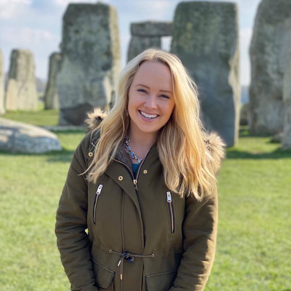 Meet your Posher, Ashley
